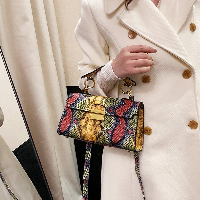 Small Square Bag Women'S 2023 New Women'S Bag Women'S Commuter Shoulder Bag Contrast Color Snake Pattern Chain Underarm Crossbody Bag - Image 3