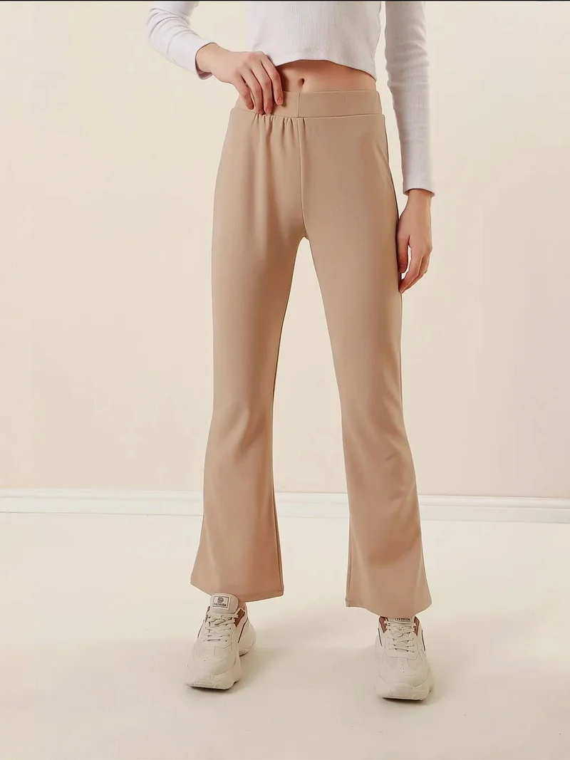 بيغ دارت بنطلون  بقصة واسعة وخصر مطاطي