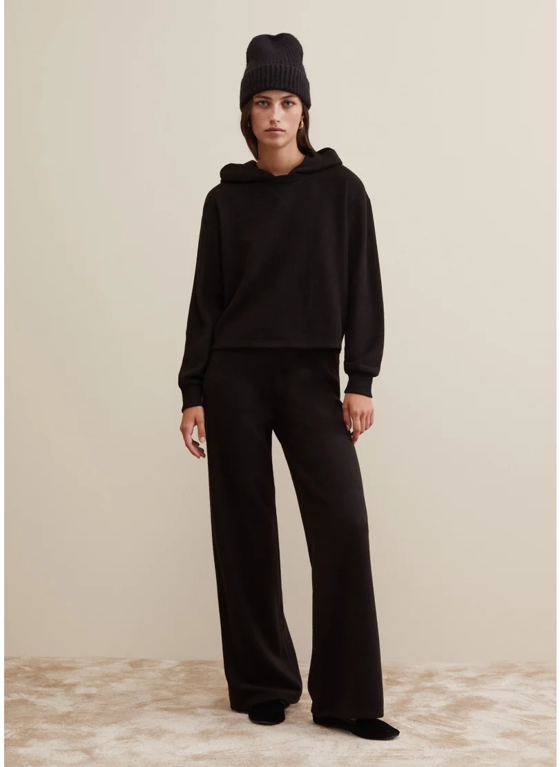 او في اس Wide-Leg Trousers