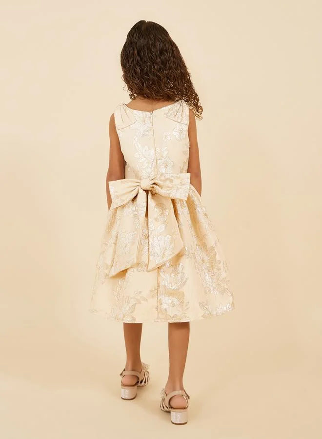 Styli Floral Jacquard Dress