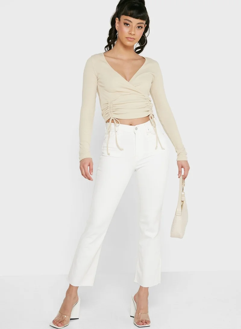 boohoo V-Neck Ruched Crop Top