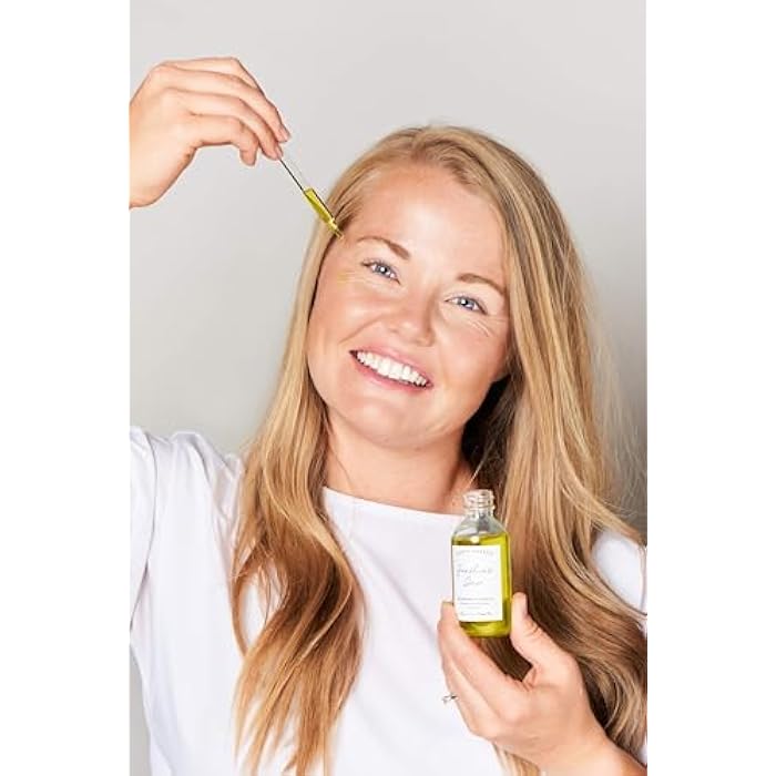 Earth Harbor | SUNSHINE DEW Cleansing Oil - Deep Cleanse & Makeup Remover | Papaya Enzymes and Sea Kelp | 2 fl oz - Image 4