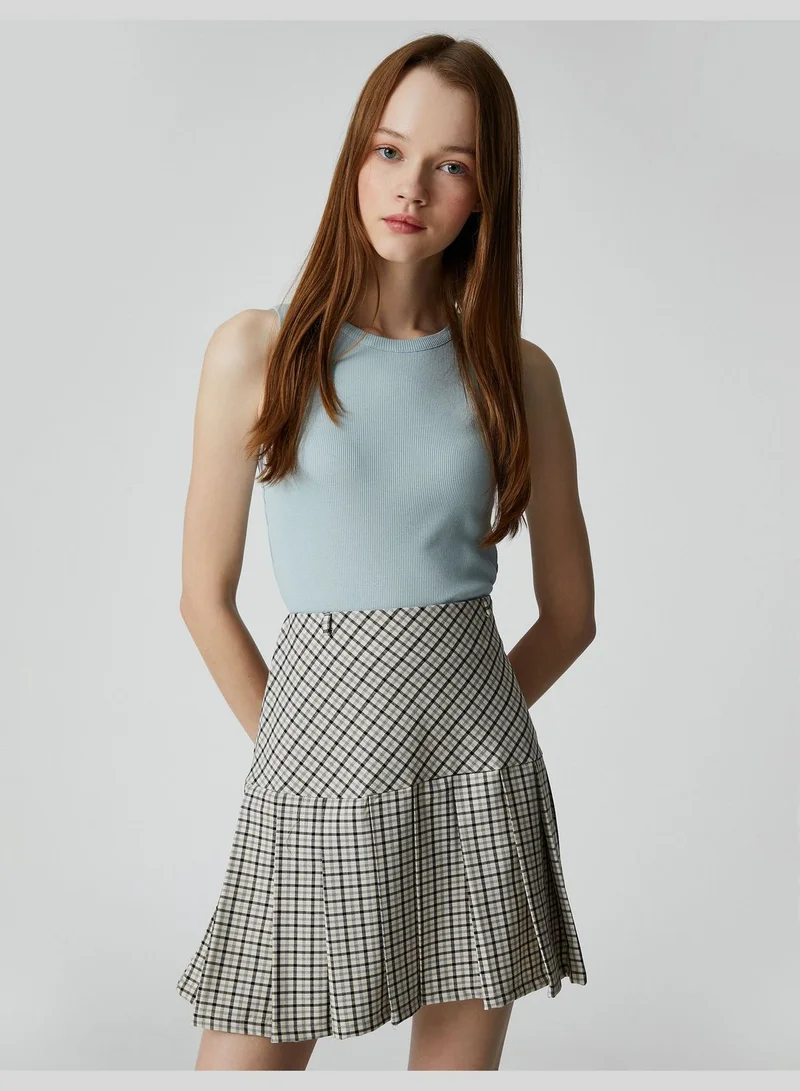 كوتون Crew Neck Ribbed Skinny Fit Crop Tanktop