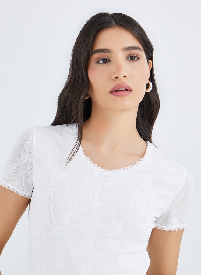 تايك تو بلوزة محبوكة بياقة على شكل حرف  مزينة بالدانتيل - Image 3