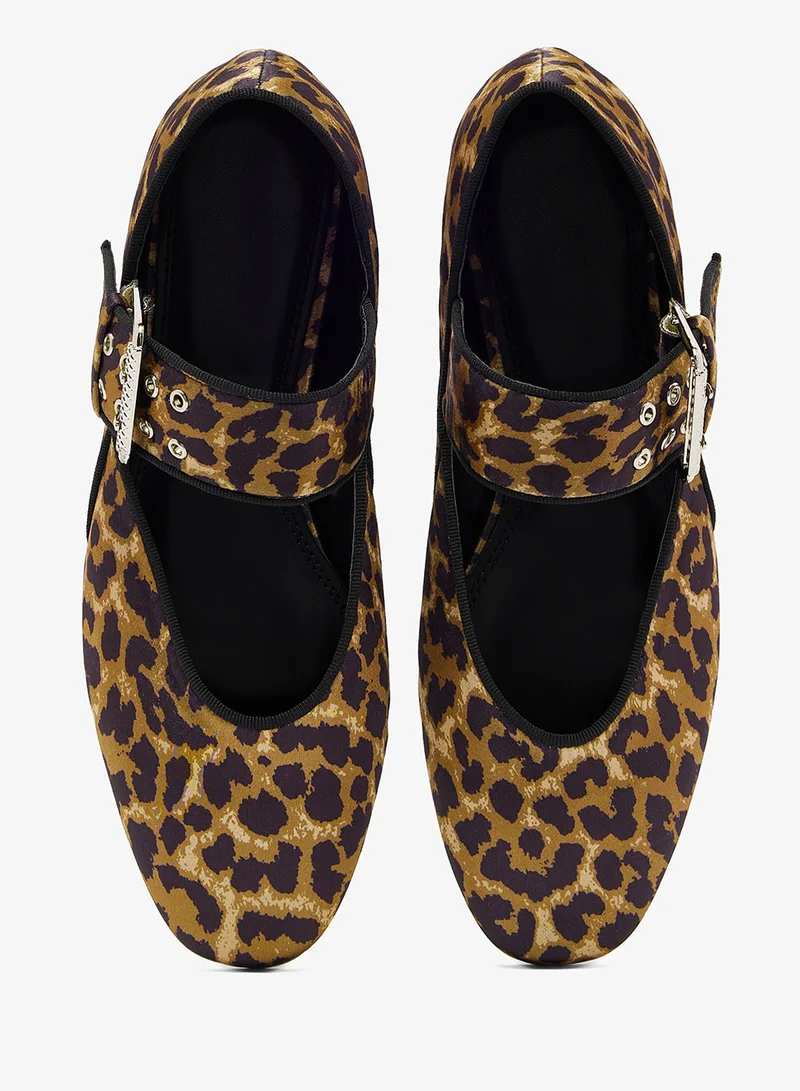 Ginger Leopard Print Ballet Flats With Metal Buckle