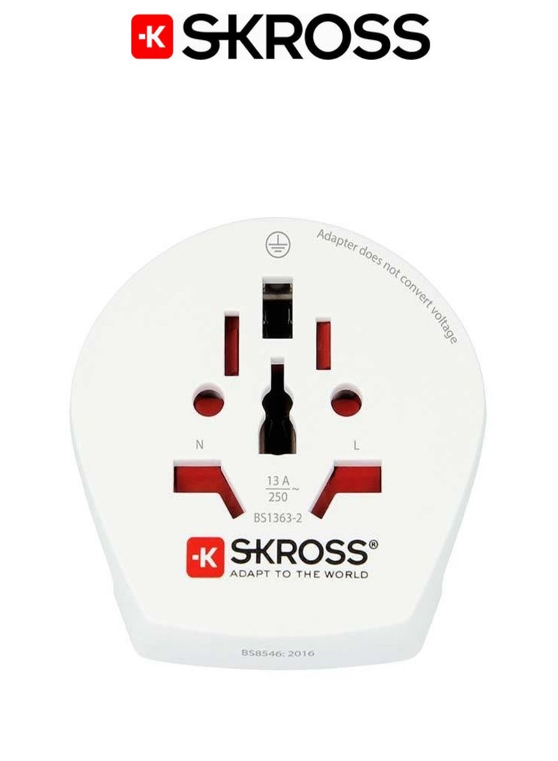 SKROSS Universal to Europa travel adapter. Multi outlet power adapter. Certified wall plug. Compact and easy to use travel plug. 250V Europa three prong plug. White plug adapter. - Image 2