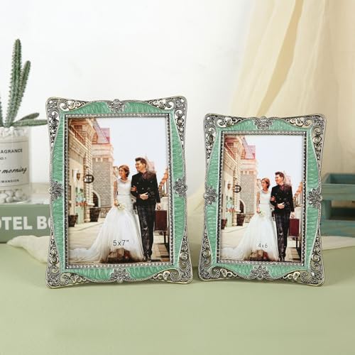Goutangen 5x7 Vintage Green Picture Frame with Brass Metal Photo Frame Ornate Antique Art Decor, Clear Glass Front, Unique Gifts for Couple Women Wedding Mothers Day, Horizontally & Vertically - Image 4