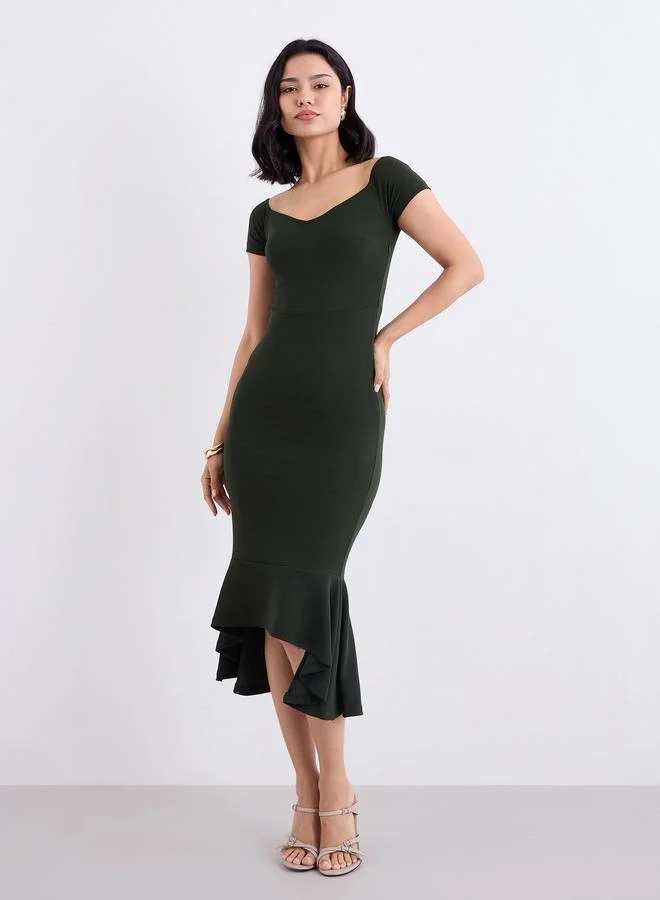Styli Styli Olive Sweetheart Neck Bodycon Midi Dress