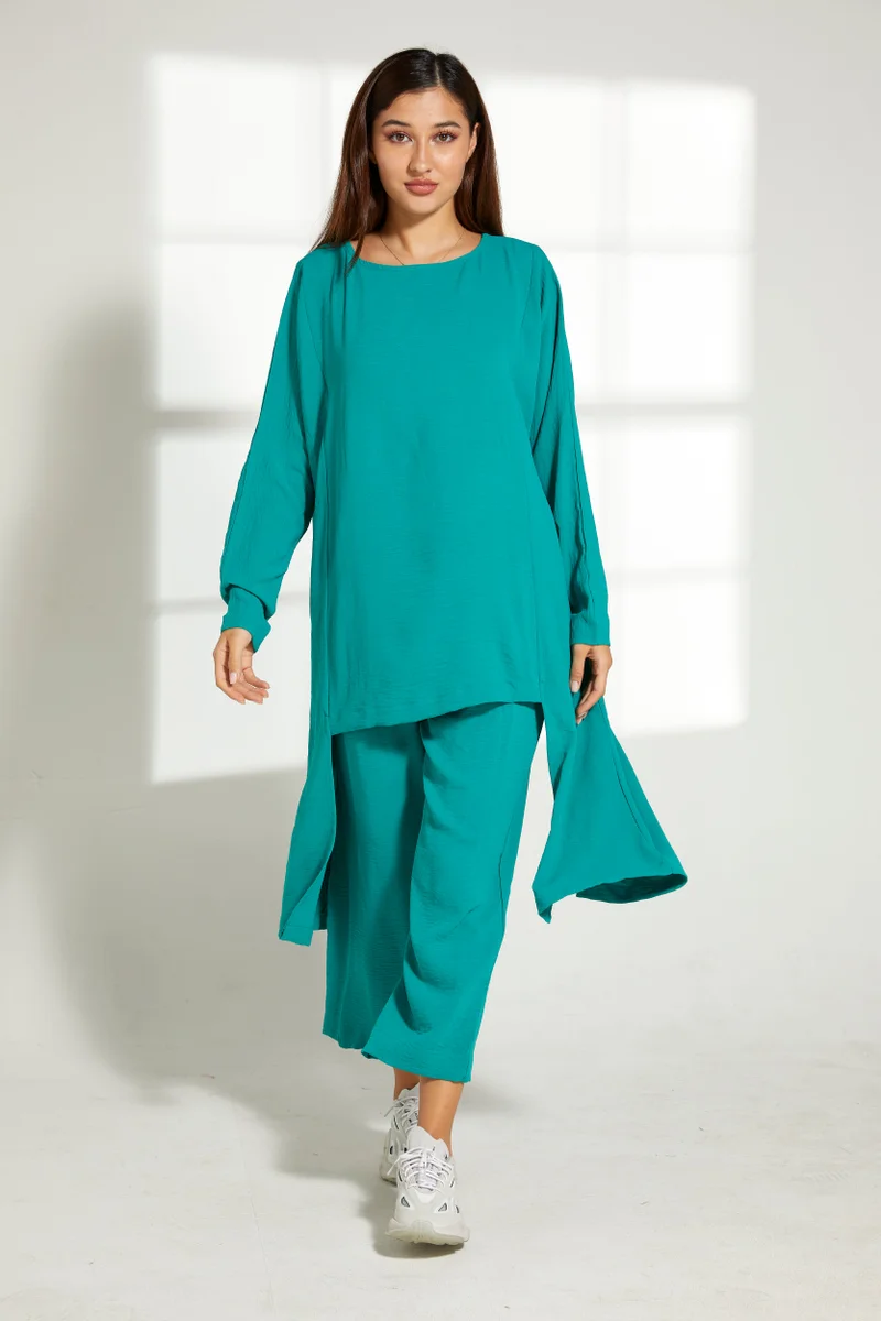 Moistreet Asymmetric Boat Neck Top & Pants Set