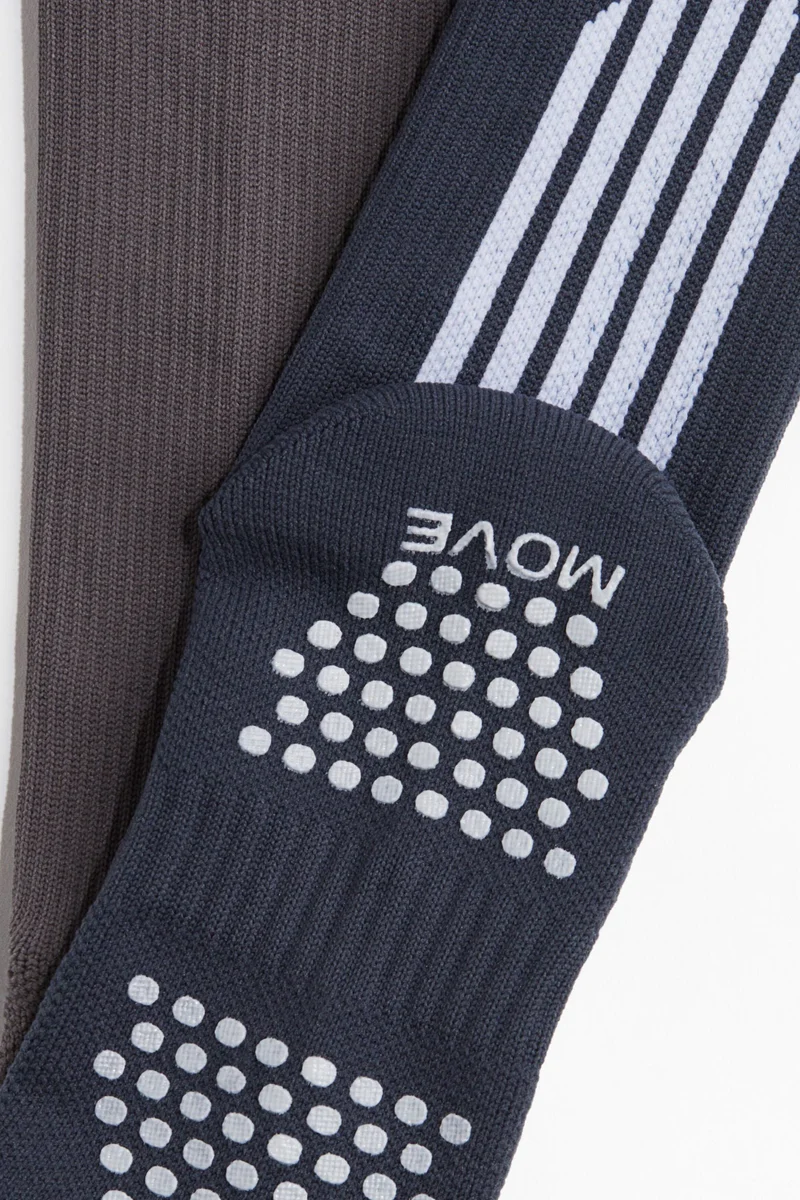 H&M 2-pack sports socks with grip soles