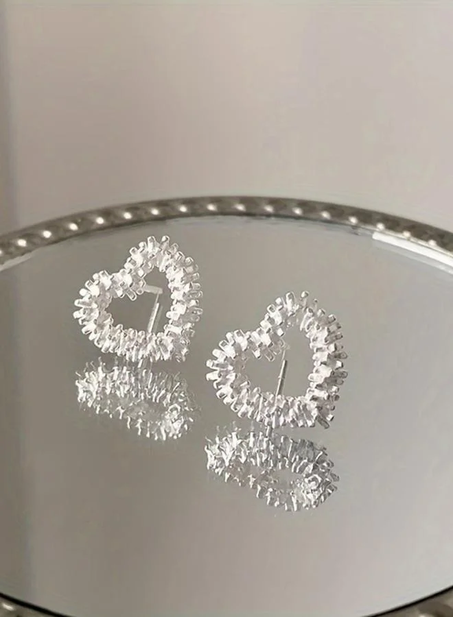 تايك تو أقراط دبوسية بشكل قلب مزين