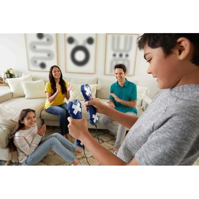 MATTEL CROSSED SIGNALS ELECTRONIC GAME WITH PAIR OF TALKING LIGHT WANDS, PLAY SOLO OR WITH UP TO 4 PLAYERS 8 YEARS & OLDER - Image 2