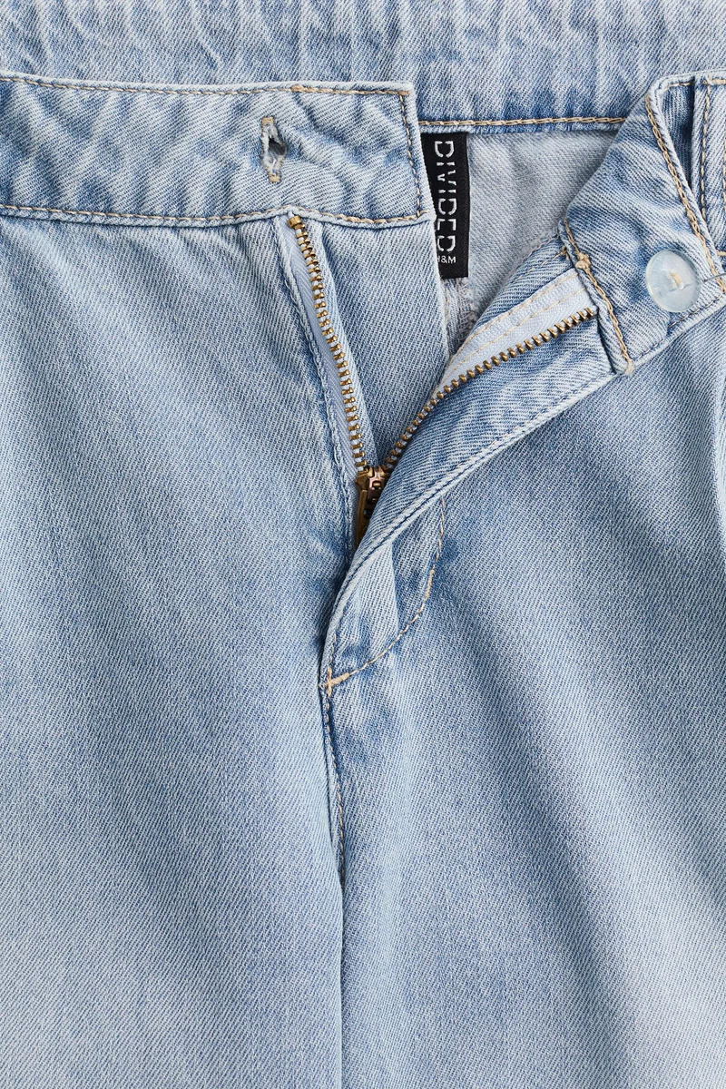 اتش اند ام جينز بقصة عادية وساق مستقيمة