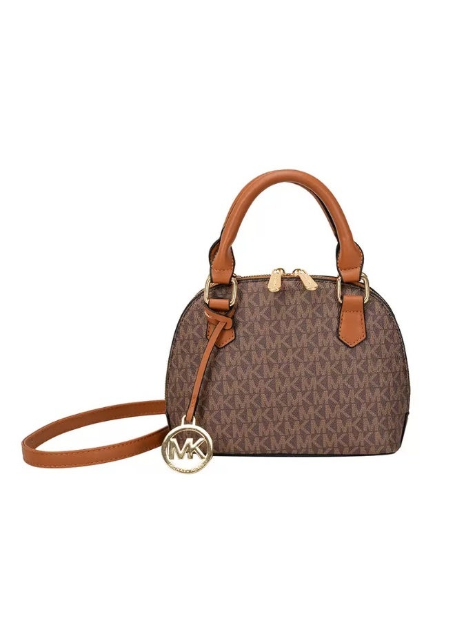 MK classic bag, can be converted into a crossbody bag, suitable for holding camera lenses. Classic themed design - Image 2