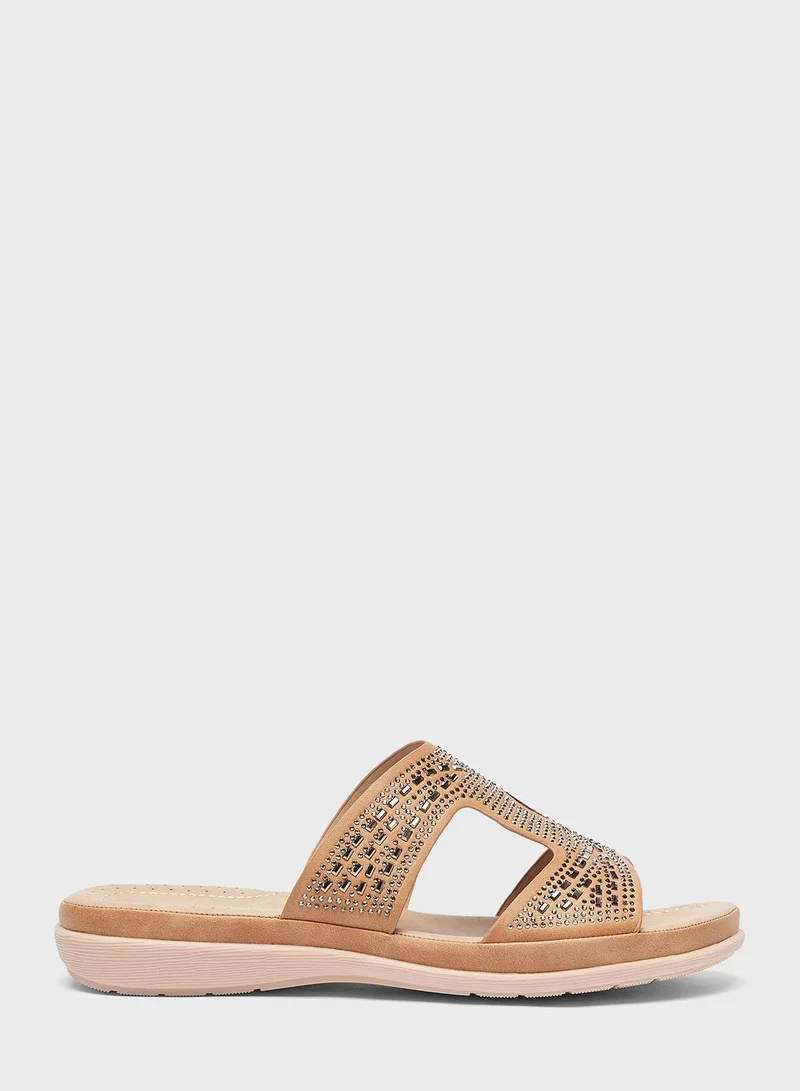 لو كونفورت Side Strap Flat Sandal