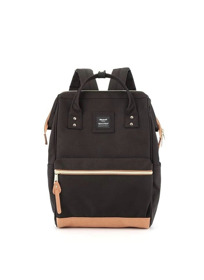 Generic Baby bag for carrying baby's diapers and bottle  - Image 1