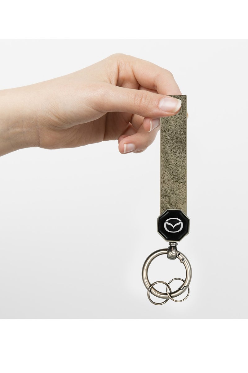 مازدا سلسلة مفاتيح سيارة جلدية مقاس 12.5 سم لمازدا - حزام جلدي ناعم متين مع حلقة معدنية دوارة 360 درجة، تثبيت برغي مزدوج، حلقة زنبركية محمولة، حامل مفاتيح متعدد لمفاتيح السيارة والمنزل والمكتب، مقاوم للتآكل، مضاد للبهتان، تصميم يمنع التشقق - Image 2
