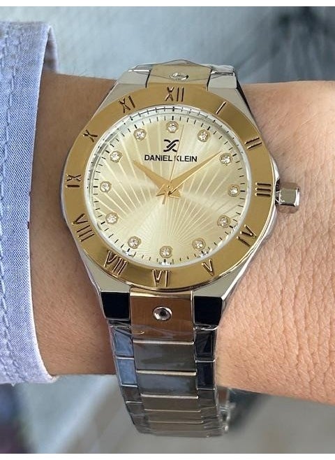 DANIEL KLEIN Stylish and Sporty New Model Women's Wristwatch Suitable for All Uses with Modern Design  - Image 3