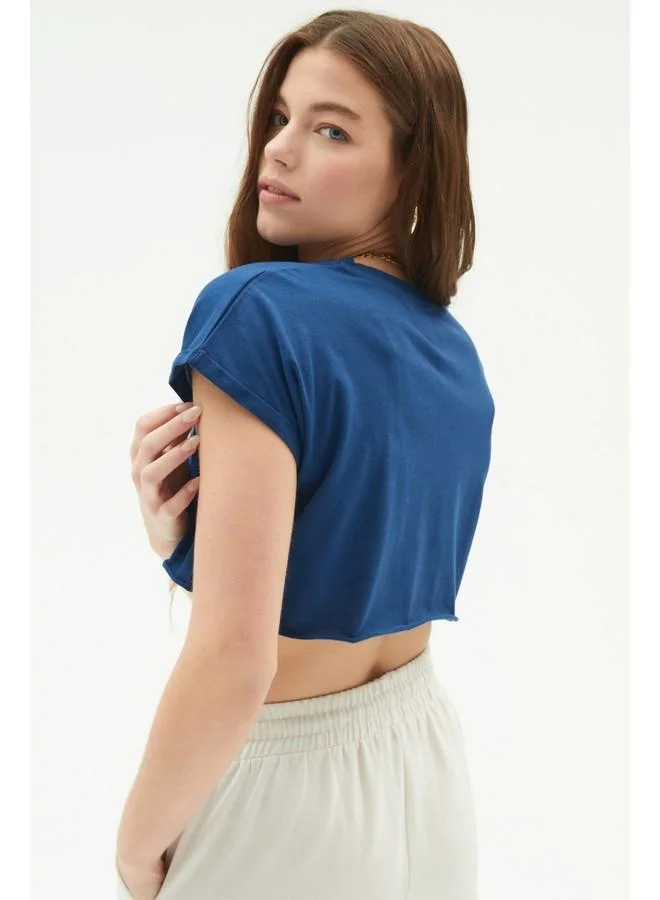 جون June Women 100% Cotton Regular Fit Crew Neck Crop Knit Tshirt Indigo