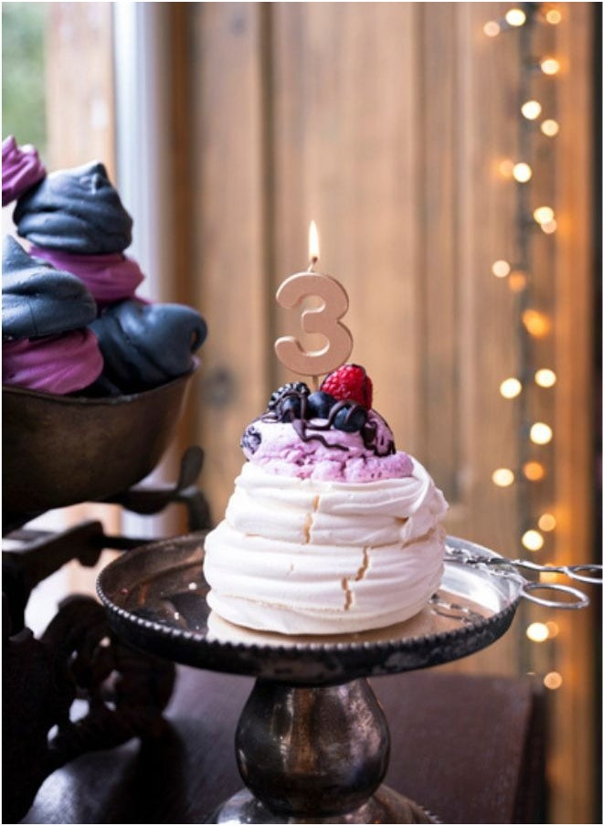 Share the Love - Birthday Candle Number 3, rose gold, 4.5cm - Image 1