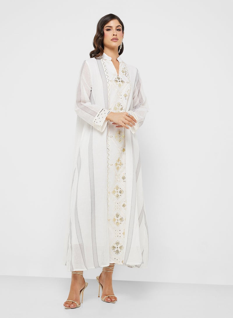 Khizana Embroidered Jalabiya  - Image 4