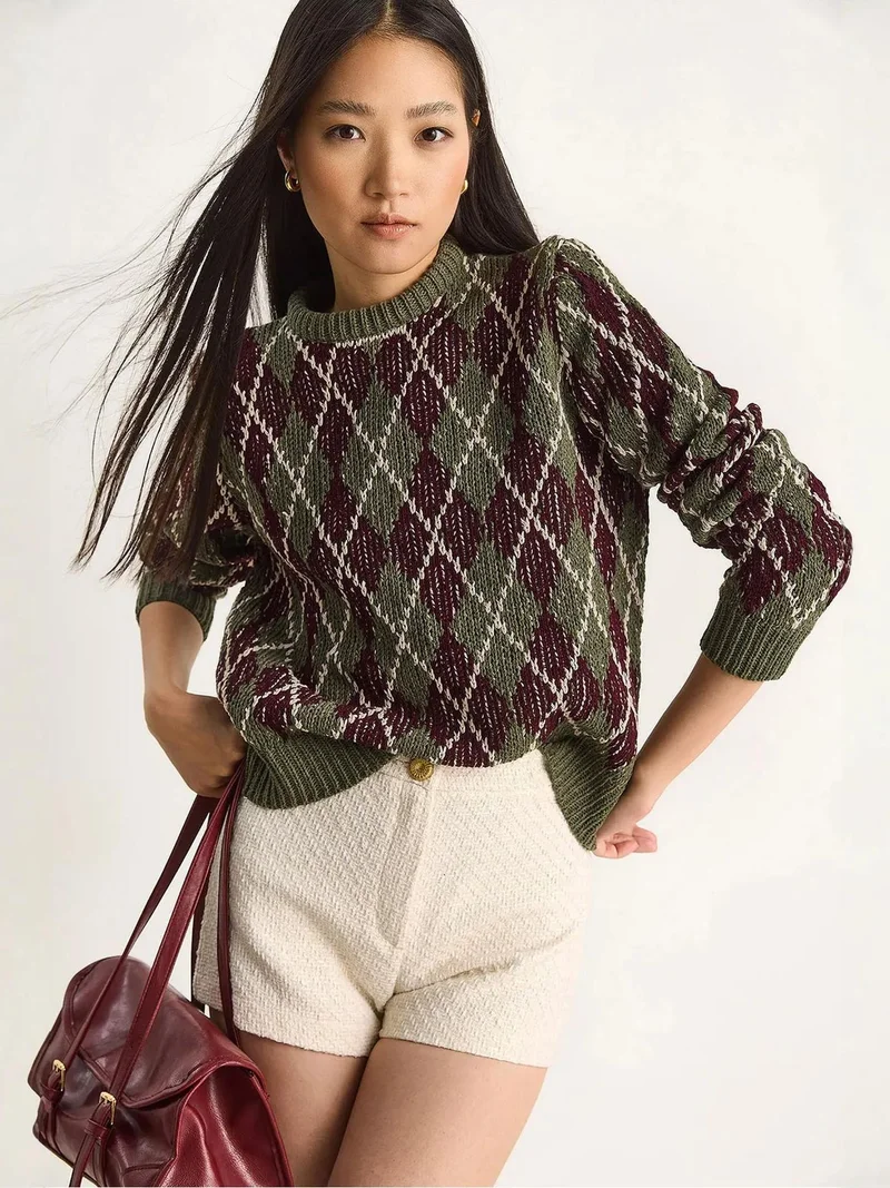 LUCCI Women’s Crew Neck Knitted Sweater with Diamond Pattern