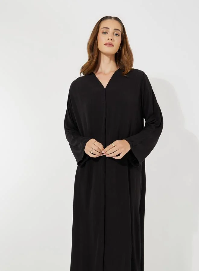 Styli Crinkle Textured V Neck Abaya