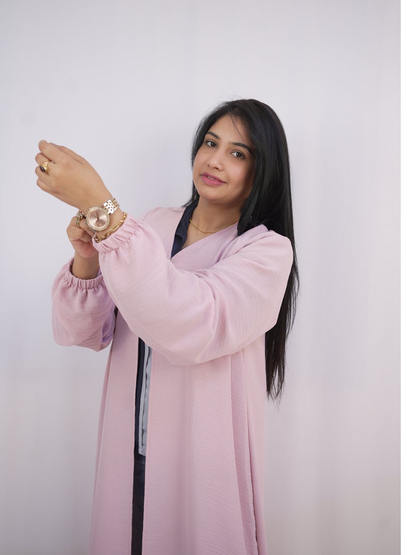 Al Batool Arabian Open Abaya of Stylish Cey Fabric with One-Button Closure - Image 3