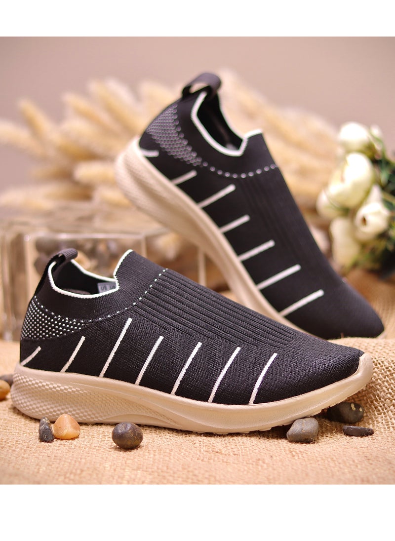Tat Running and Walking Sneakers-black 