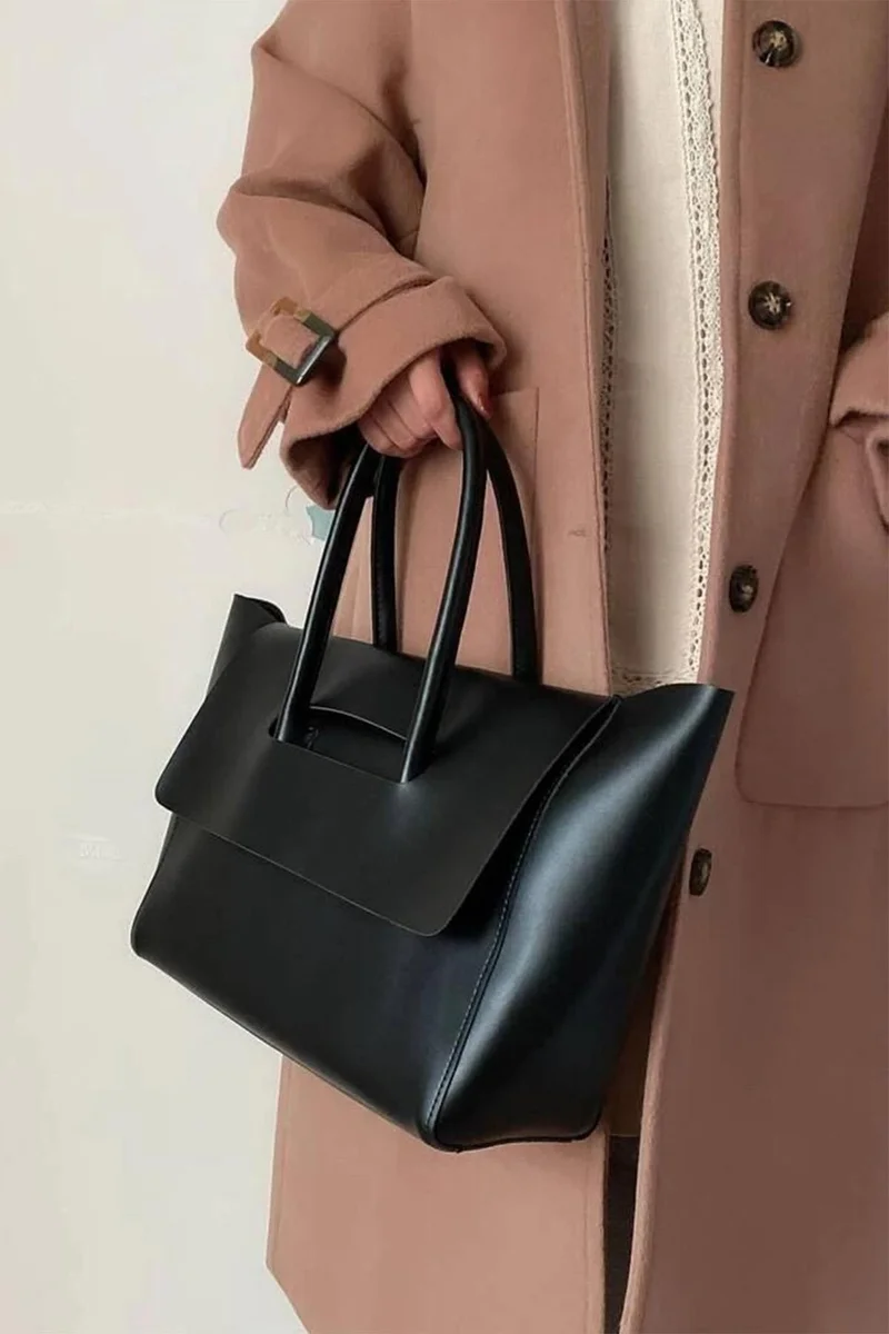 باهلس Women's Black 2-Piece Oversized Puppy Shoulder Bag