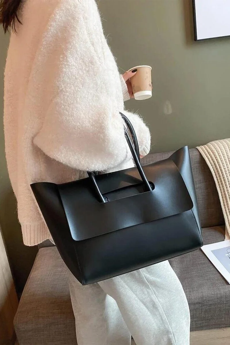 باهلس Women's Black 2-Piece Oversized Puppy Shoulder Bag
