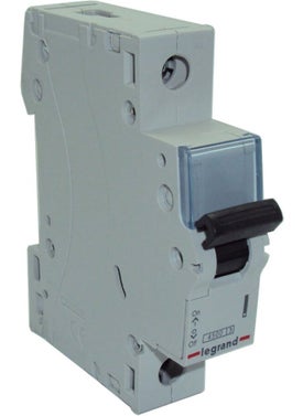 Legrand Single Phase 1X10A Type C XG Automatic Fuse 4,5ka 605685  - Image 1
