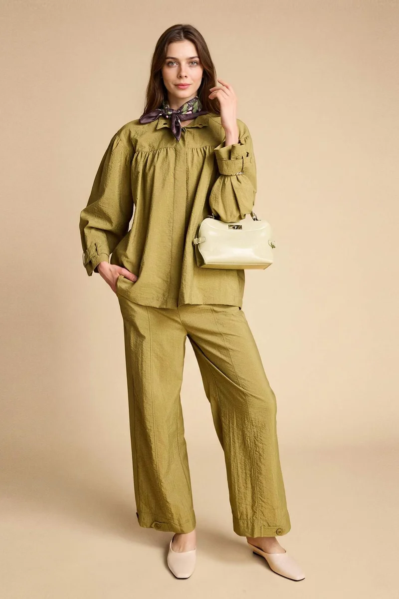 DeFacto Regular Fit Trousers