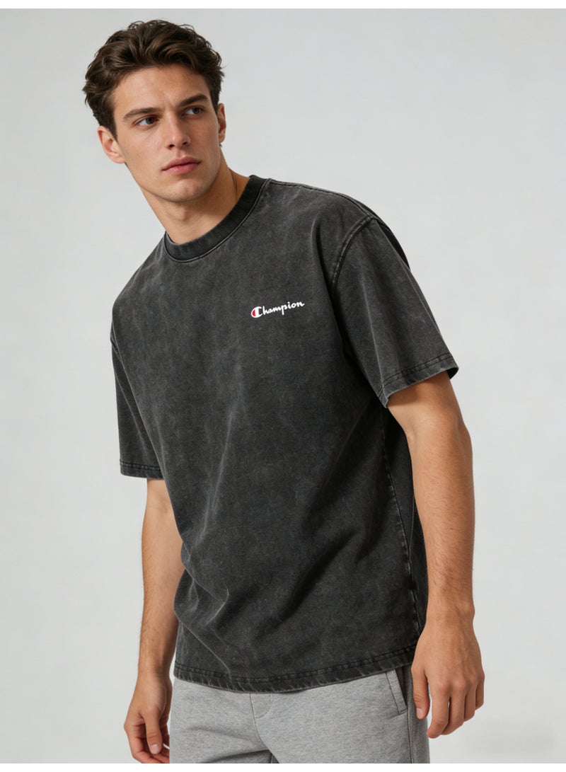 شامبيون Champion Men's Vintage Washed Oversized Crew Neck T-Shirt, Black Acid Wash Short Sleeve Casual Tee - Image 5