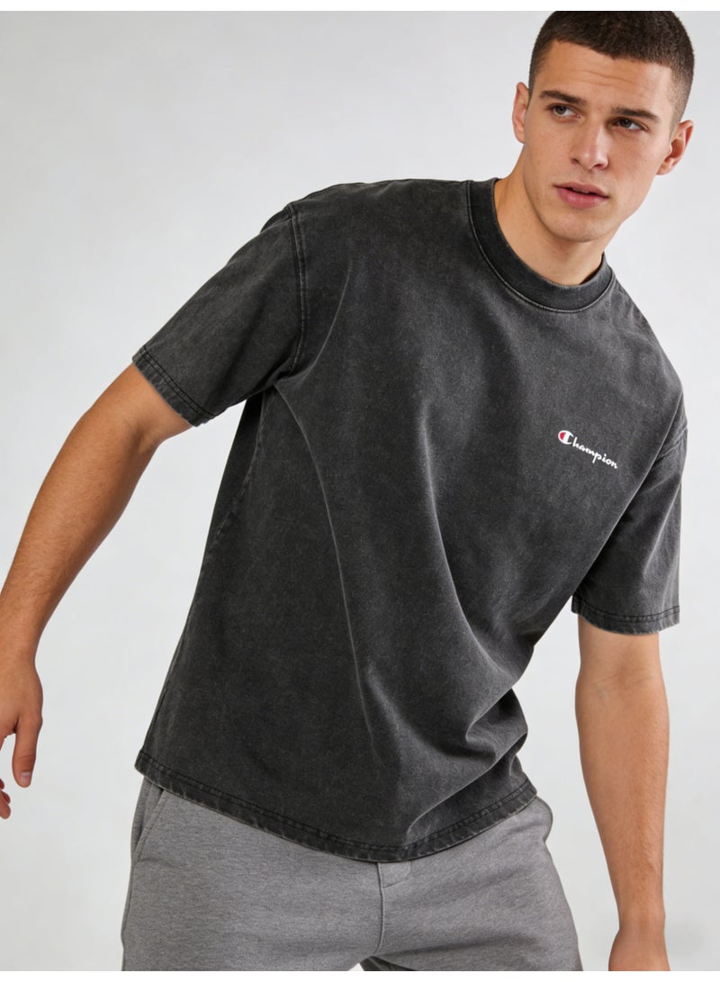 شامبيون Champion Men's Vintage Washed Oversized Crew Neck T-Shirt, Black Acid Wash Short Sleeve Casual Tee - Image 2