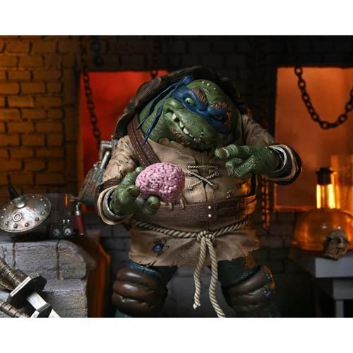 NECA Universal Monsters TMNT 7" Scale Action Figure - Ultimate Leonardo Hunchback - Image 2