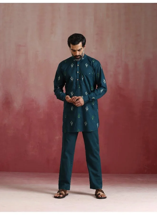 ترو برونز Men's Blue Ikat Print Mandarin Collar Kurta Co-ord set