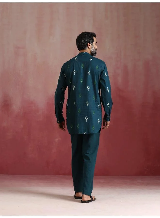 ترو برونز Men's Blue Ikat Print Mandarin Collar Kurta Co-ord set