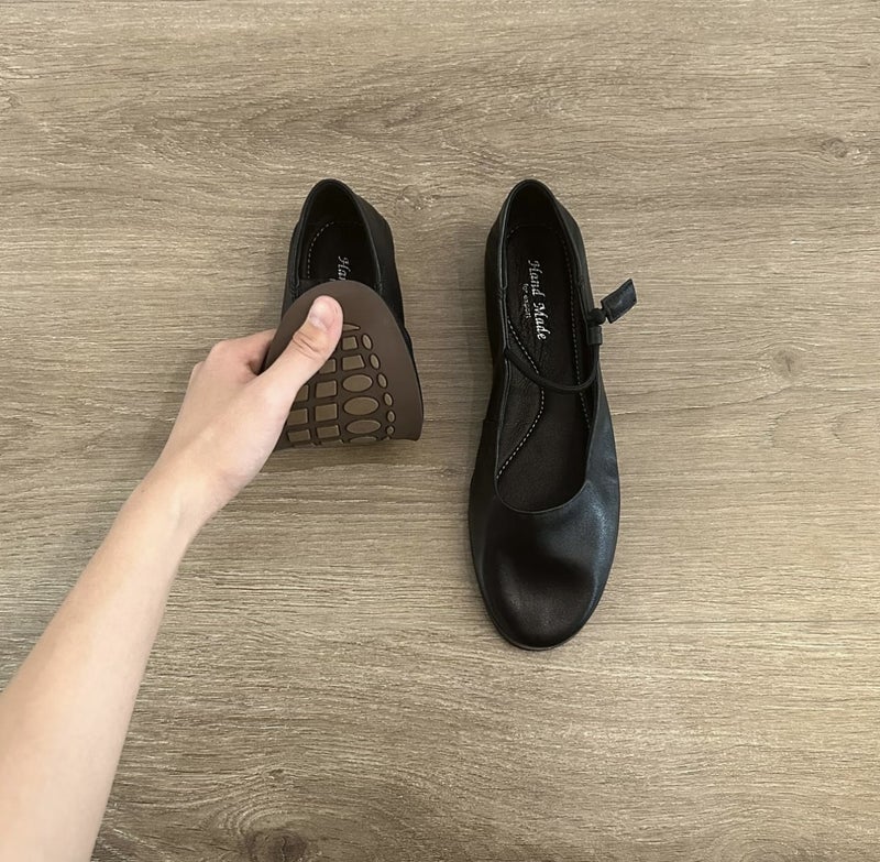 Retro Elastic Band Ballet Shoes Soft Sole Shallow Mouth Mary Jane Shoes Flats Shoes For Women Large Size Women'S Shoes 40-42 - Image 1