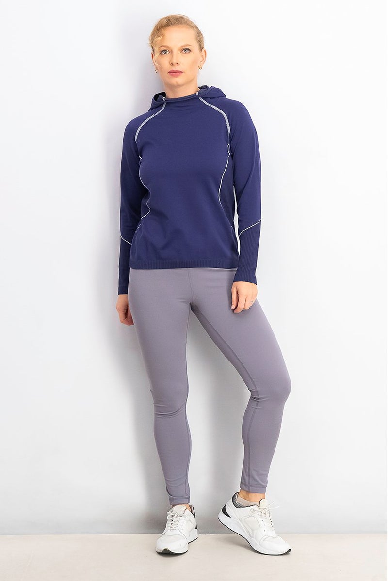 Tchibo قميص نسائي بأكمام طويلة بدون خياطة مع غطاء رأس، بنفسجي - Image 4