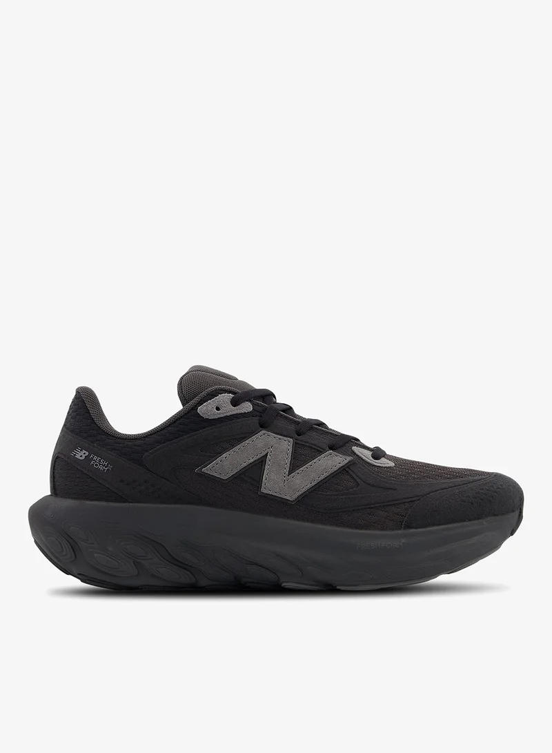 Men's 800 Shoes