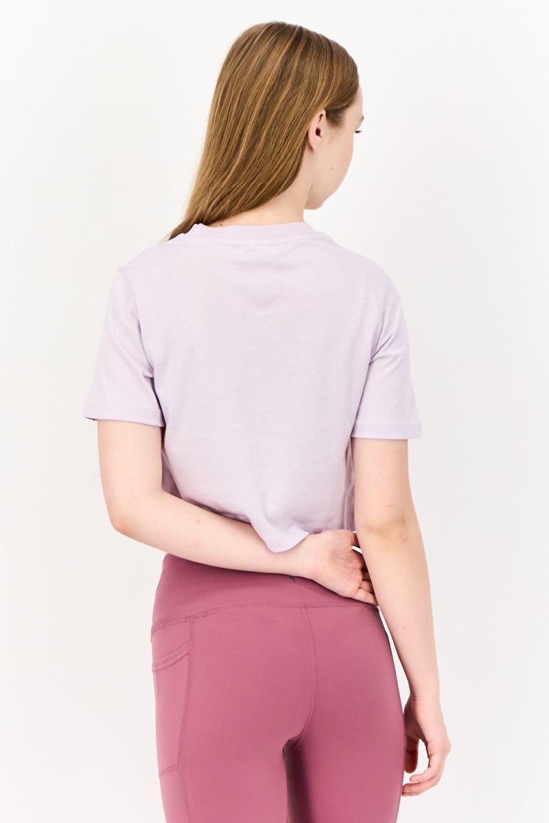 Reebok تي شيرت قصير الأكمام للنساء مناسب للرياضة في الهواء الطلق، ليلك - Image 2