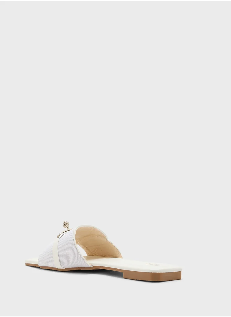 ELLA Flat Sandal With Buckle