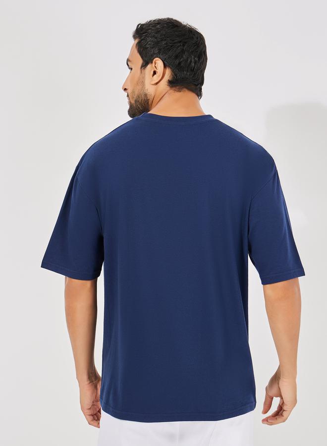 ستايلي تيشيرت فضفاض بطبعة إيموجي بسيطة - Image 4