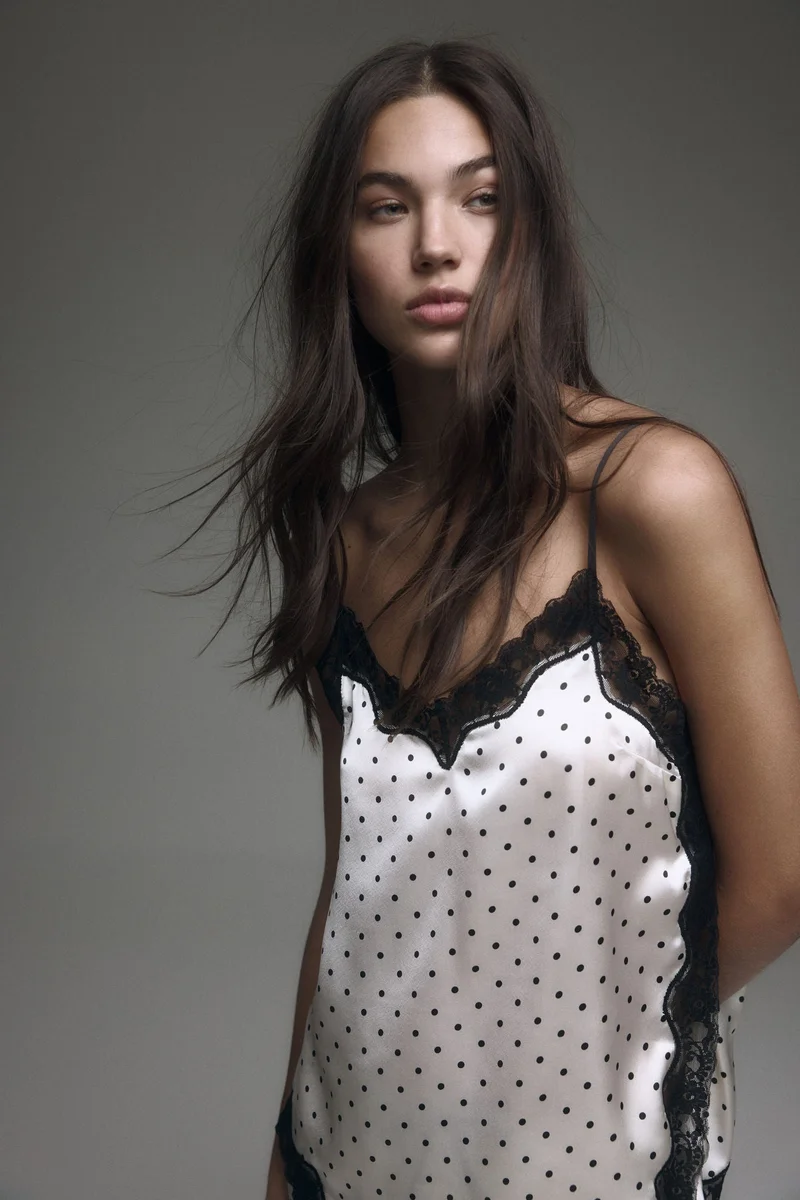 اتش اند ام بيجاما من الساتان