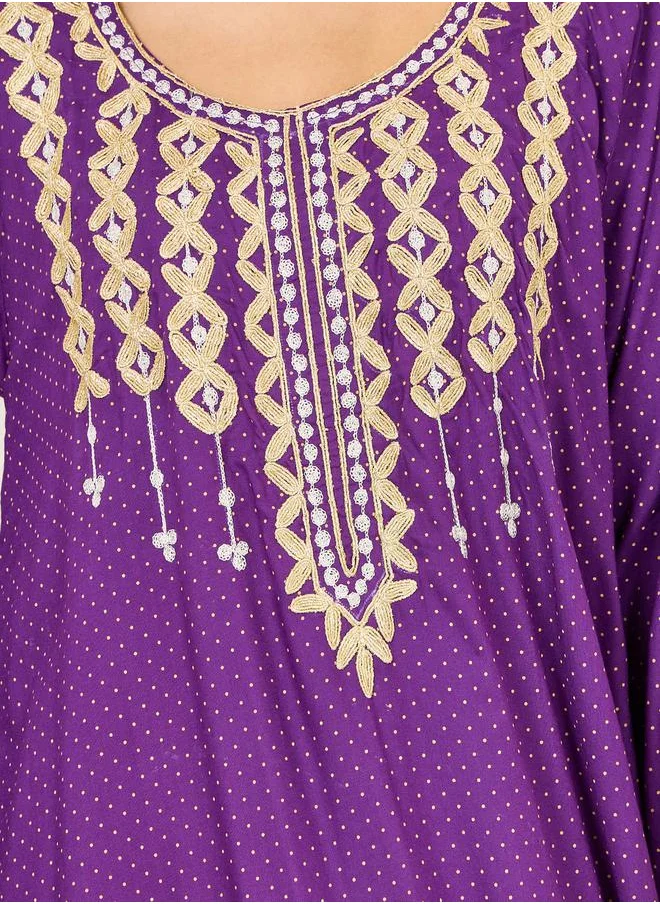 ستايلي Embroidered Spot AOP Jalabiya