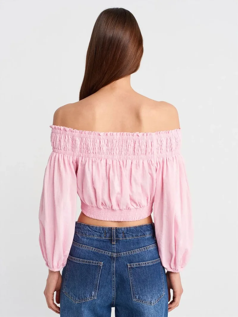 ديلفين DILVIN Off-shoulder Crop Blouse