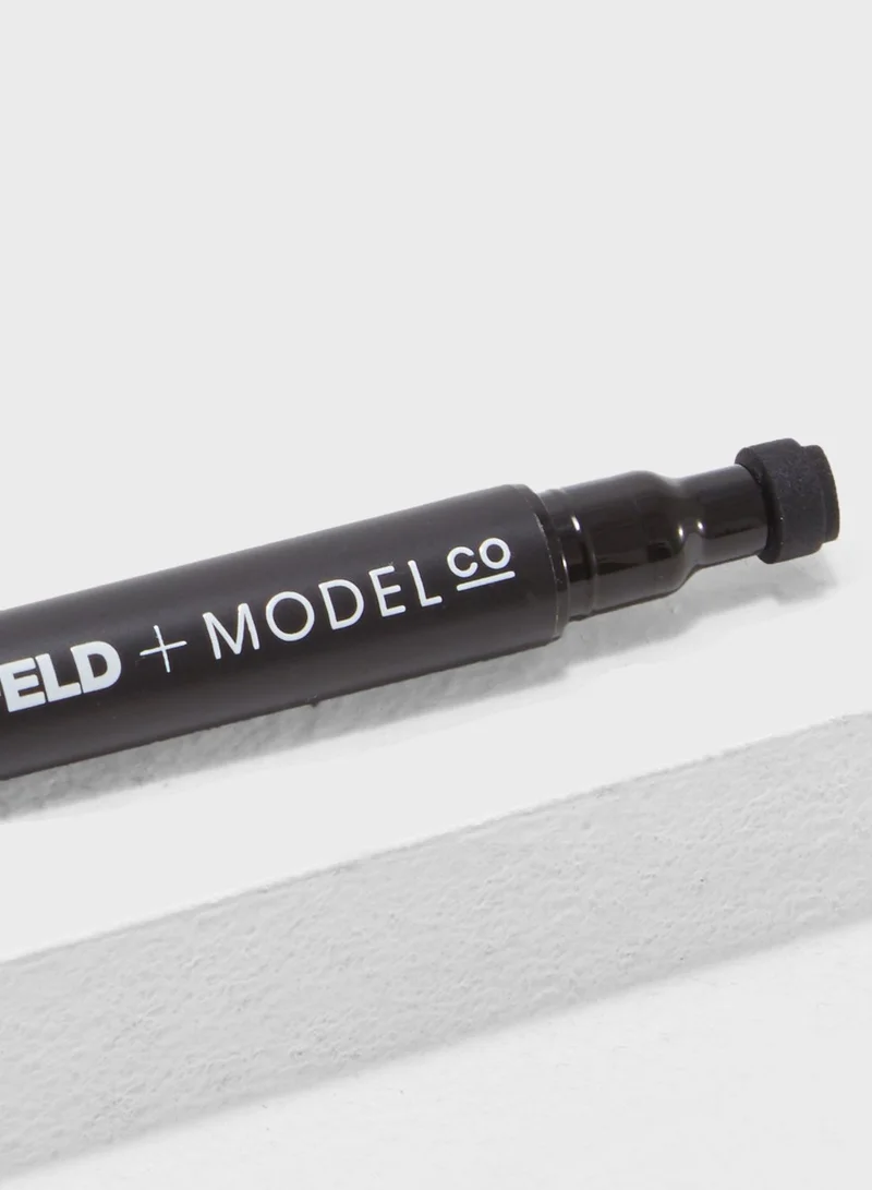 KARL LAGERFELD + MODELCO Long-Lasting Liquid Liner + Choupette Beauty Stamp