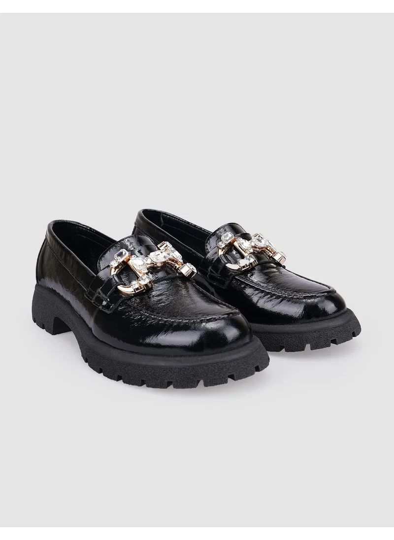 Cabani Leather Black Patent Leather Buckled Women's Casual Shoes