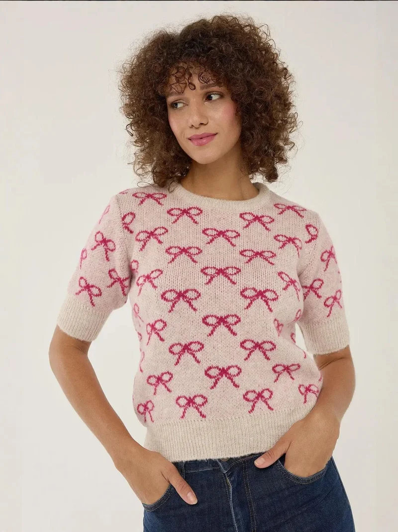Bow Patterned Short Sleeve Sweater